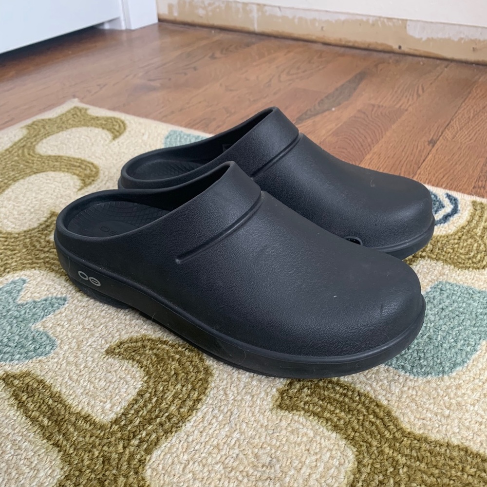OOFOS Recovery Clog